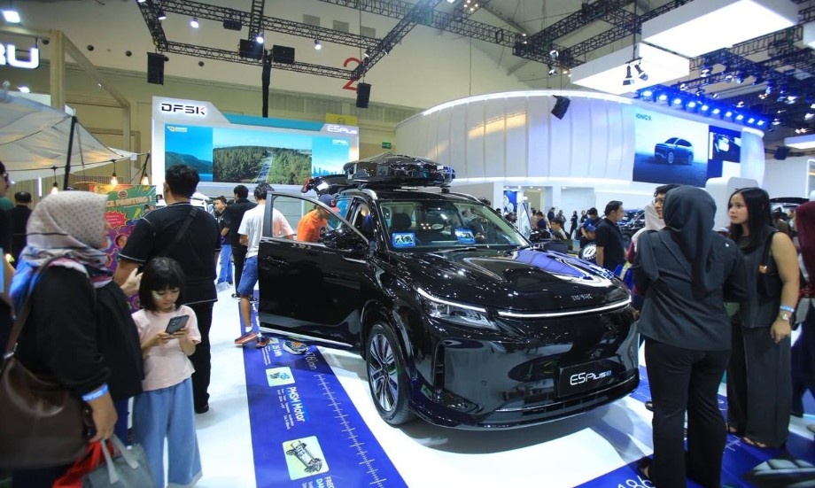 DFSK E5 Plus Curi Perhatian di GIIAS 2026, Antusiasme Pengunjung Membludak