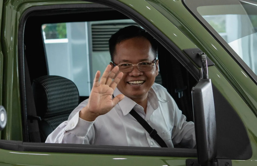 Hoki Banget! Guru Asal Lombok Timur Ini Beli Daihatsu Ayla Dapet Bonus Gran Max Taft Guy Modifikasi