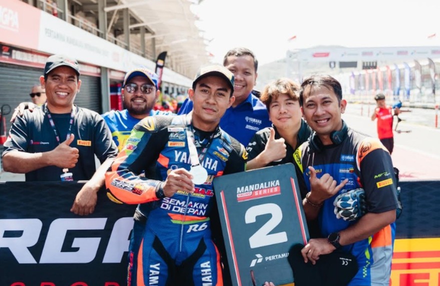 Tampil Menggila di Mandalika, Rider Yamaha Sukses Kunci Gelar Juara Nasional Sport 150cc