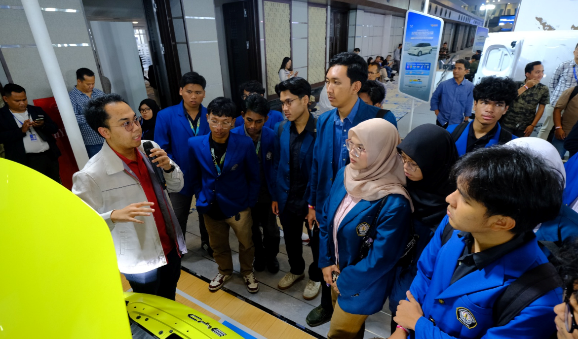 GIIAS Semarang 2025 Ajak Mahasiswa Melek Teknologi Otomotif Lewat Education Day