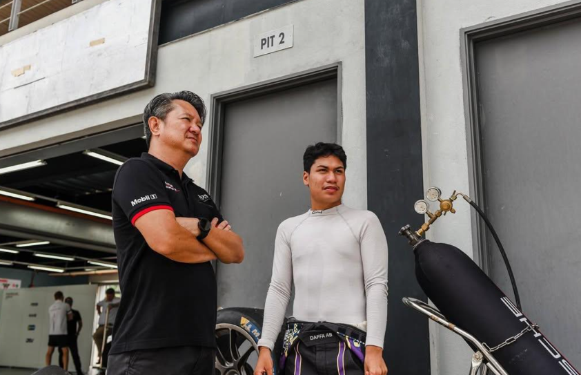 Pakai Toyota Agya GR, Daffa AB Bakal Ikut Balap Ketahanan 6 Jam di Sirkuit Mandalika