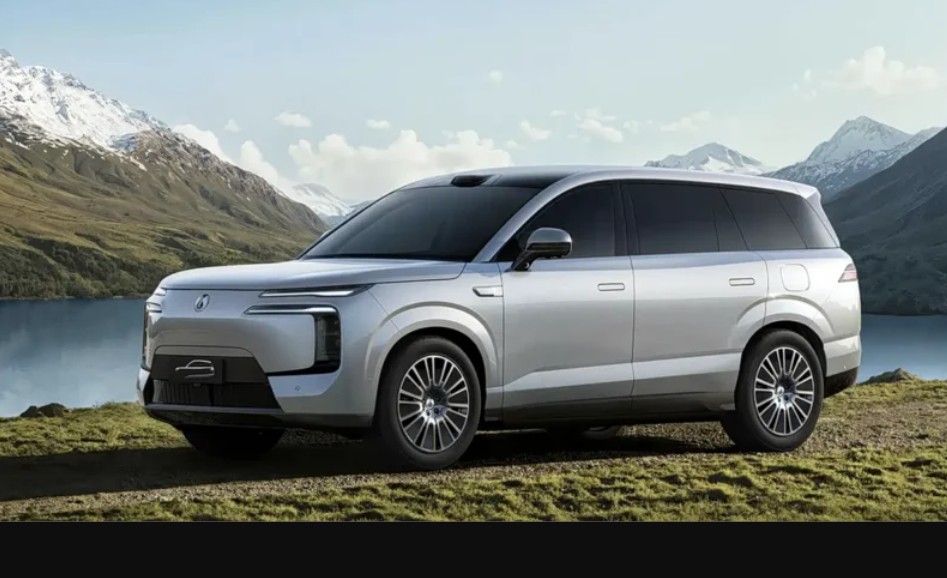 Denza N8L EV Meluncur di China, Sekali Cas Klaim Bisa Tempuh 960 Km