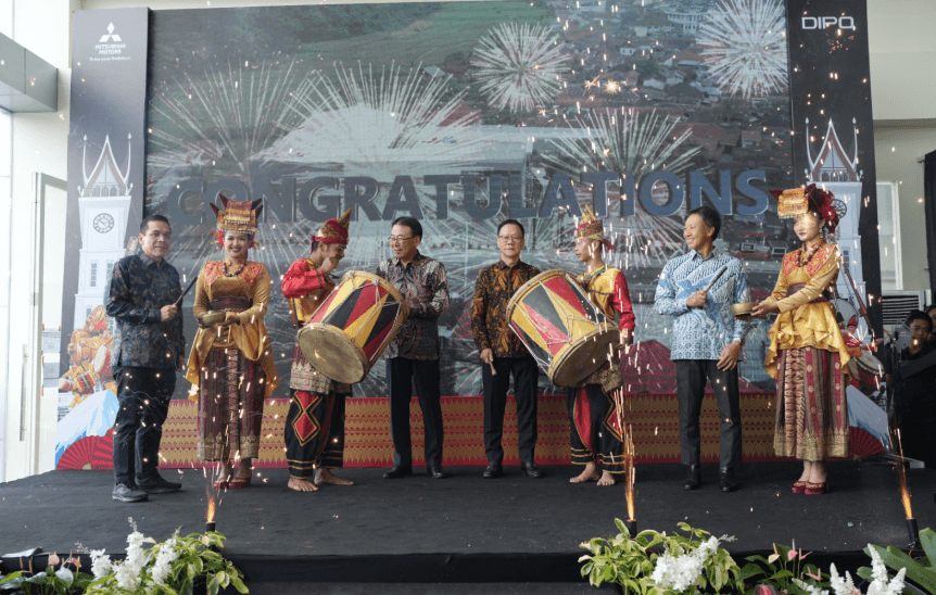Makin Agresif, MMKSI Buka Diler 3S Pertama di Bukittinggi 