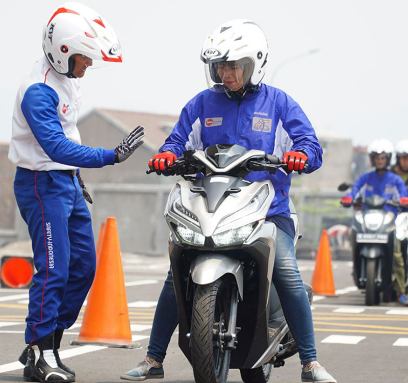 Pahami Teknik Pengereman Pada Sepeda Motor Agar Selamat Di Jalan