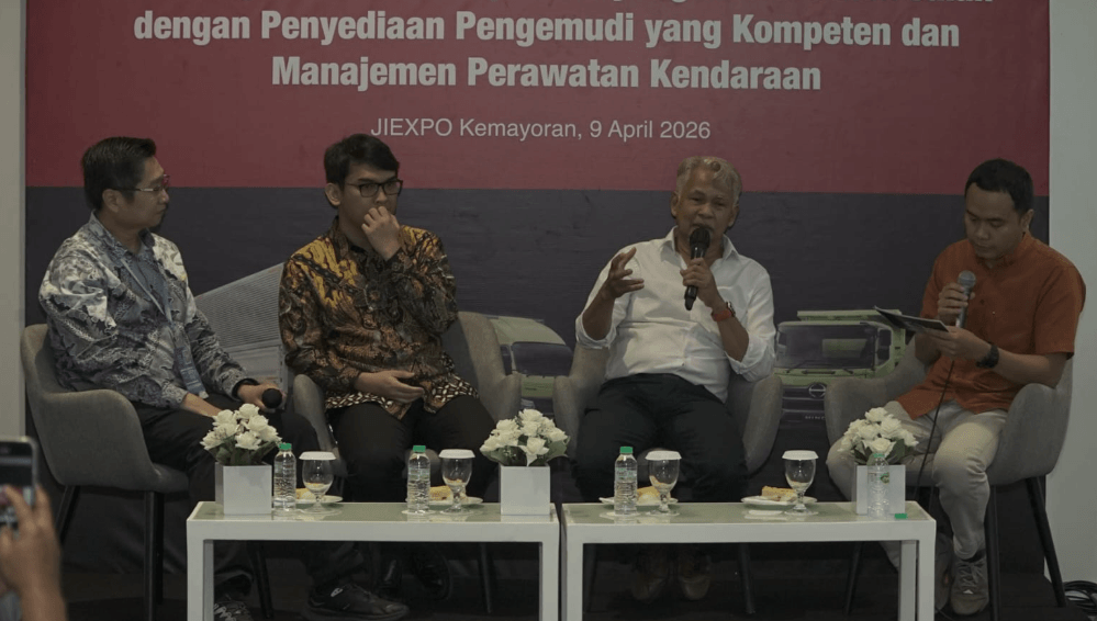 Tekan Angka Kecelakaan, Hino Gandeng KNKT dan Operator Bus Perketat Kompetensi Driver