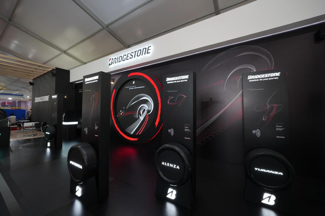 Bridgestone Indonesia Hadir di GIIAS 2024 dengan Inovasi Produk Terbaru, Aktivitas e-Motorsports dan Beragam Promo Menarik