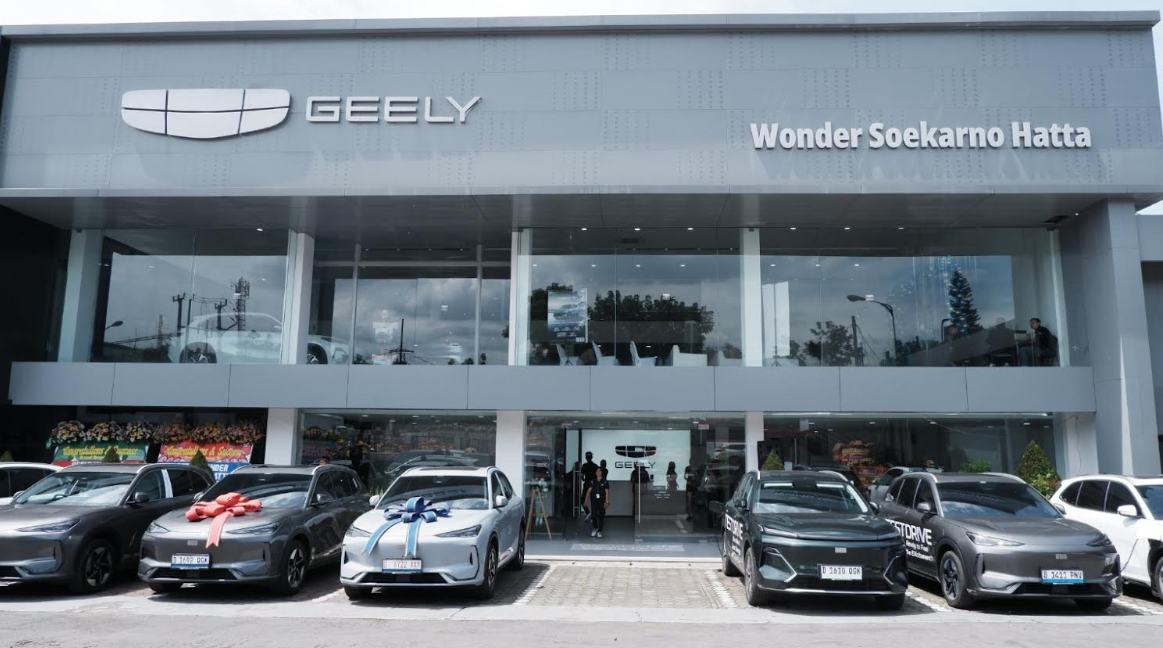 Geely Wonder Soekarno Hatta Bandung Resmi Beroperasi, Jadi Diler Terbesar Geely di Kota Kembang