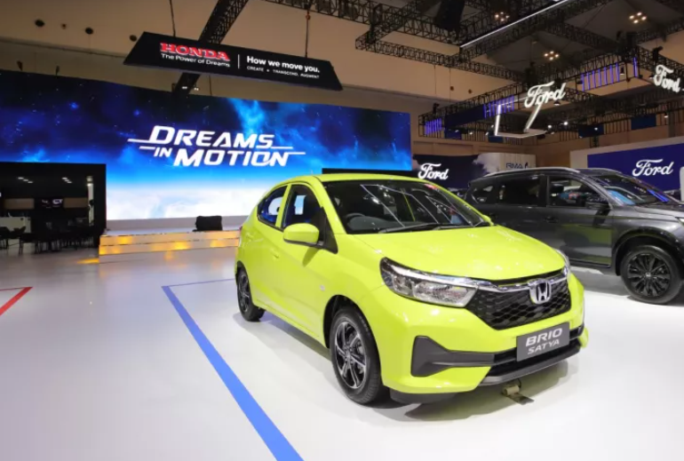 Honda Kembali Dominasi Pasar, Pertahankan Posisi Tiga Besar Penjualan Mobil Terlaris di Indonesia Sepanjang 2024