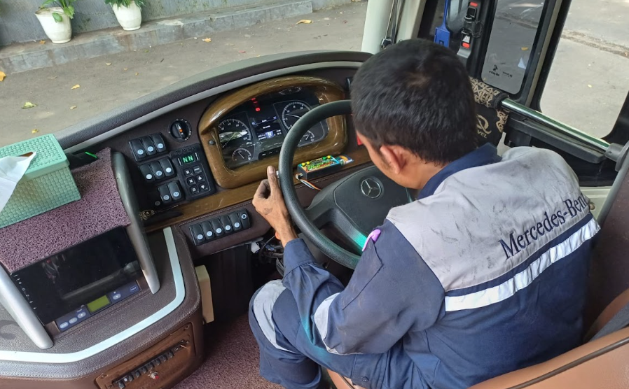 Kawal Arus Mudik 2026, DCVI Siagakan 12 Titik Mercedes-Benz Bus Lebaran Rescue 