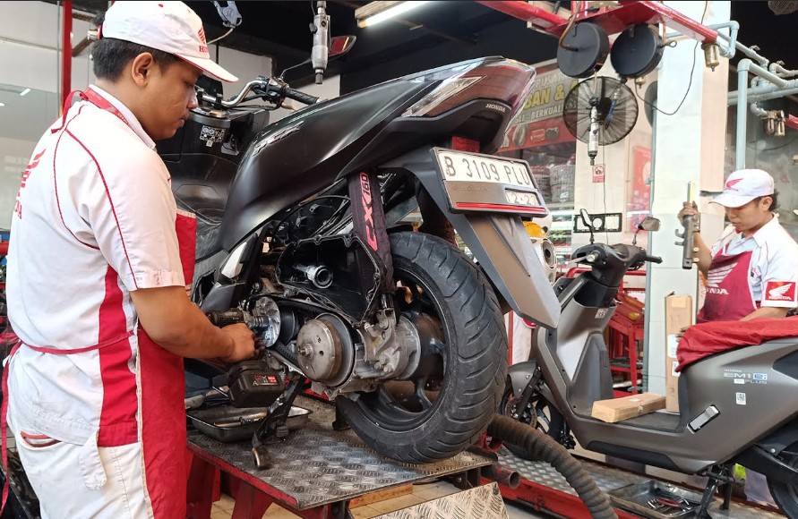 Mumpung Ada Promo! Servis Motor Honda di AHASS Dapat Potongan Jasa hingga Rp20 Ribu