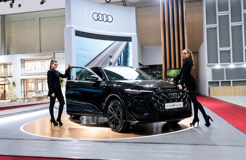 The New Audi A8L dan Audi Q5 Sportback ‘Midnight Edition’ Sapa Publik di GIIAS 2026, Ini Spesifikasinya
