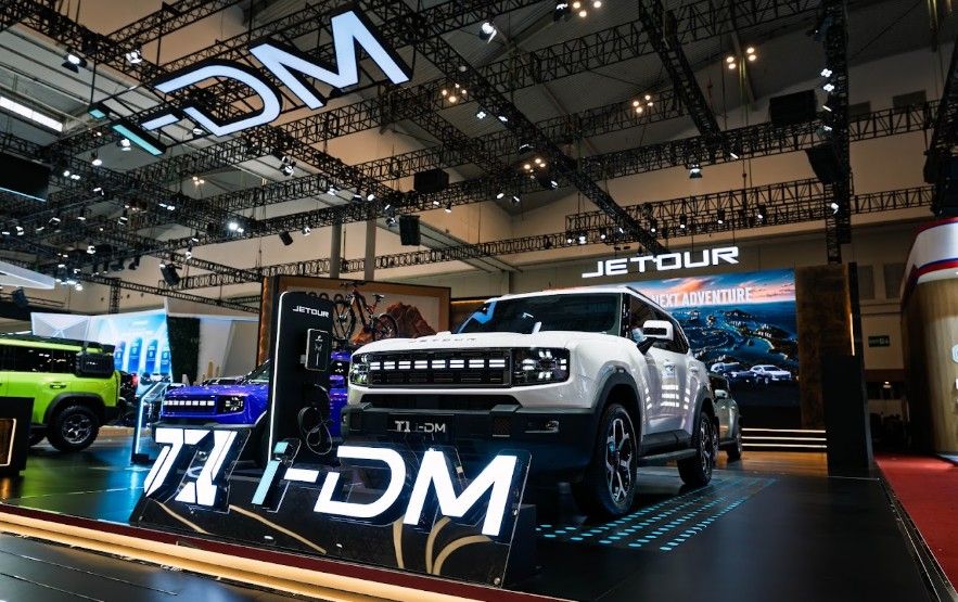 JETOUR Kantongi 1.038 SPK di GIIAS 2026, T2 i-DM dan T1 i-DM Jadi Model Favorit