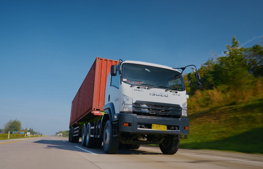 Dukung Bisnis Logistik, Isuzu Perkuat Bengkel dan Layanan Servis Kendaraan Niaga di Indonesia