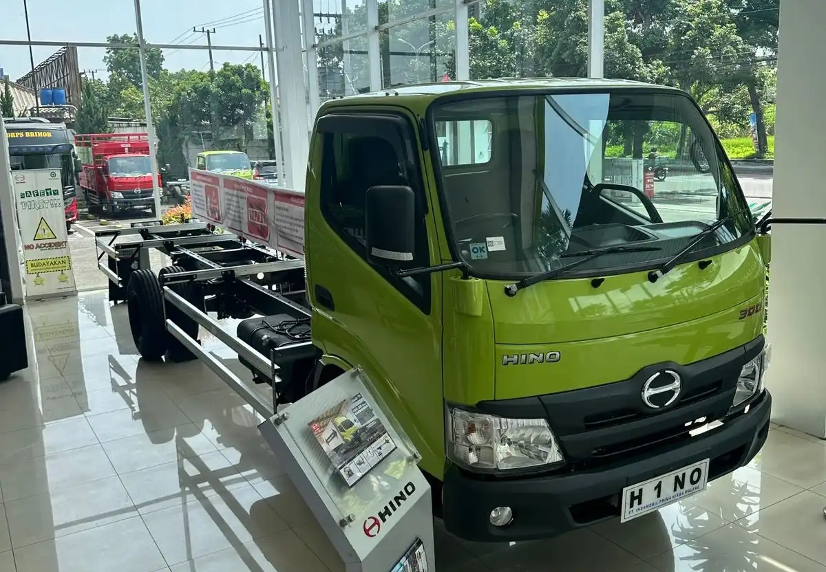 Hino 300–136 MDLR Resmi Meluncur di Malang, Siap Jadi Pilihan Baru di Segmen Truk Ringan