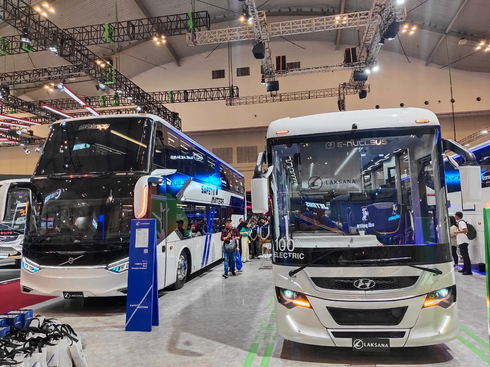 Karoseri Laksana Hadirkan Beragam Bus Baru di GIIAS 2024, Banyak Inovasi Unik