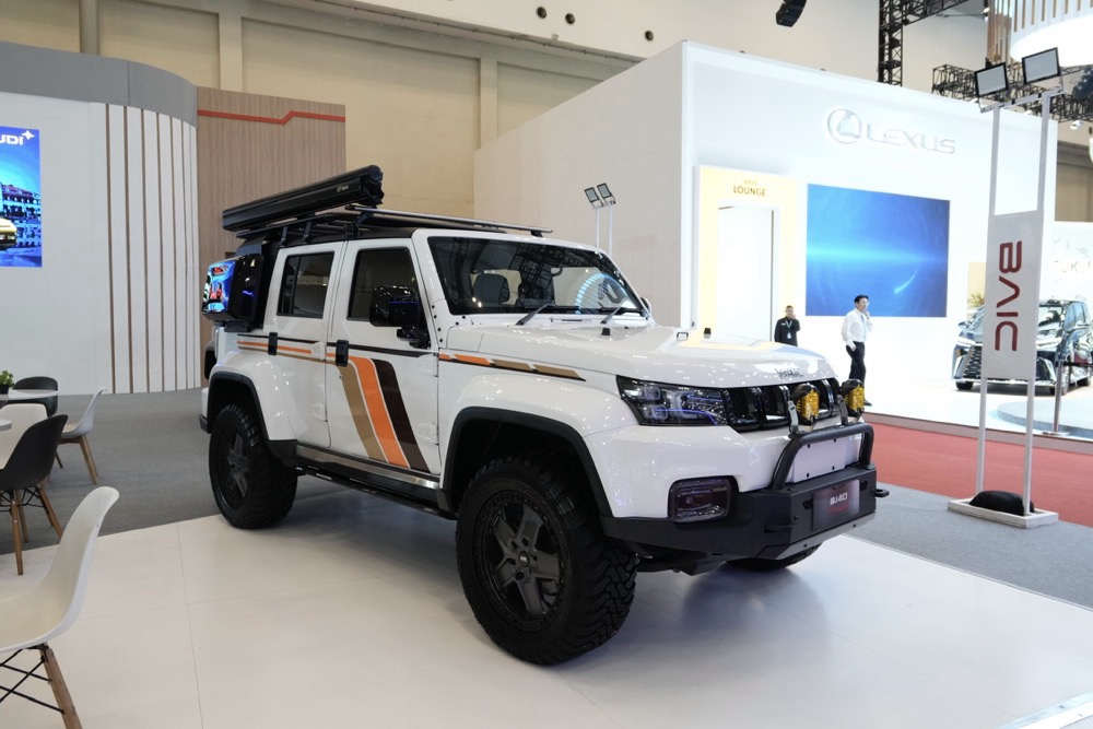 BAIC BJ40 Plus Berkonsep ‘City Hunter’ Tampil Memukau di GJAW 2025!