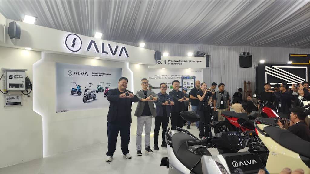 ALVA Perkenalkan AIPRO dan ALVA Care di GIIAS 2026, Tingkatkan Pengalaman Berkendara Motor Listrik