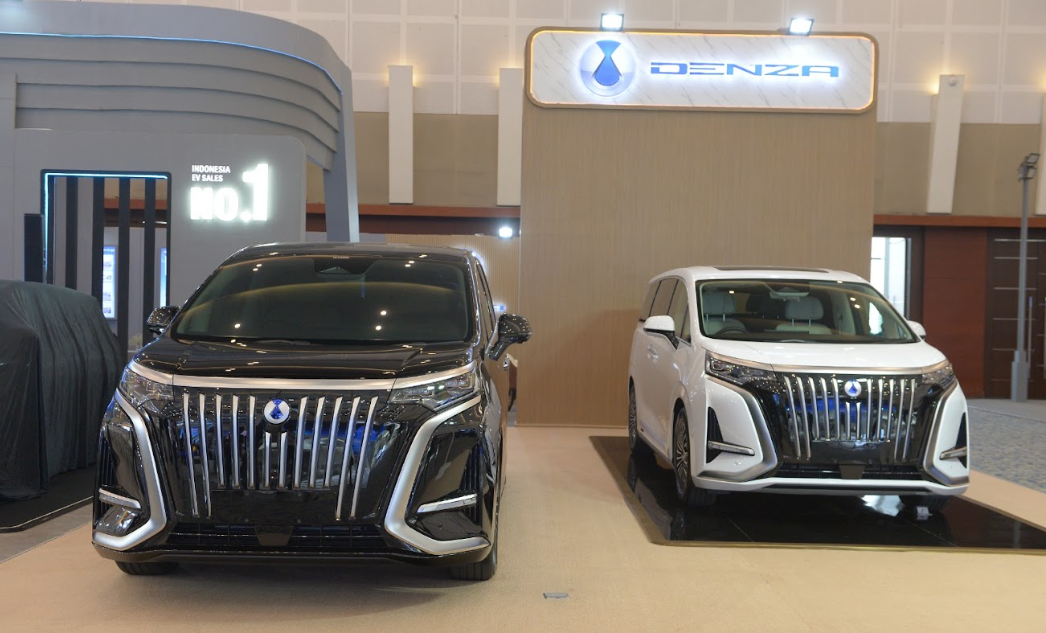 DENZA Debut di GIIAS Surabaya 2025, Perkenalkan MPV Listrik Premium D9
