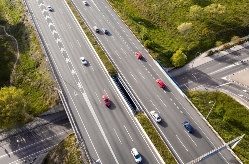 Tips Mengemudi Aman di Jalan Tol Bagi Pemula Agar Gak Diklakson Pengemudi Lain: Ada 7 Hal Penting Harus Diperhatikan