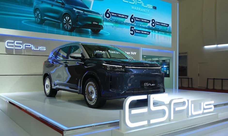 DFSK E5 Plus Sukses Sedot Perhatian Ribuan Pengunjung di GIIAS 2026, SPK Tembus Segini
