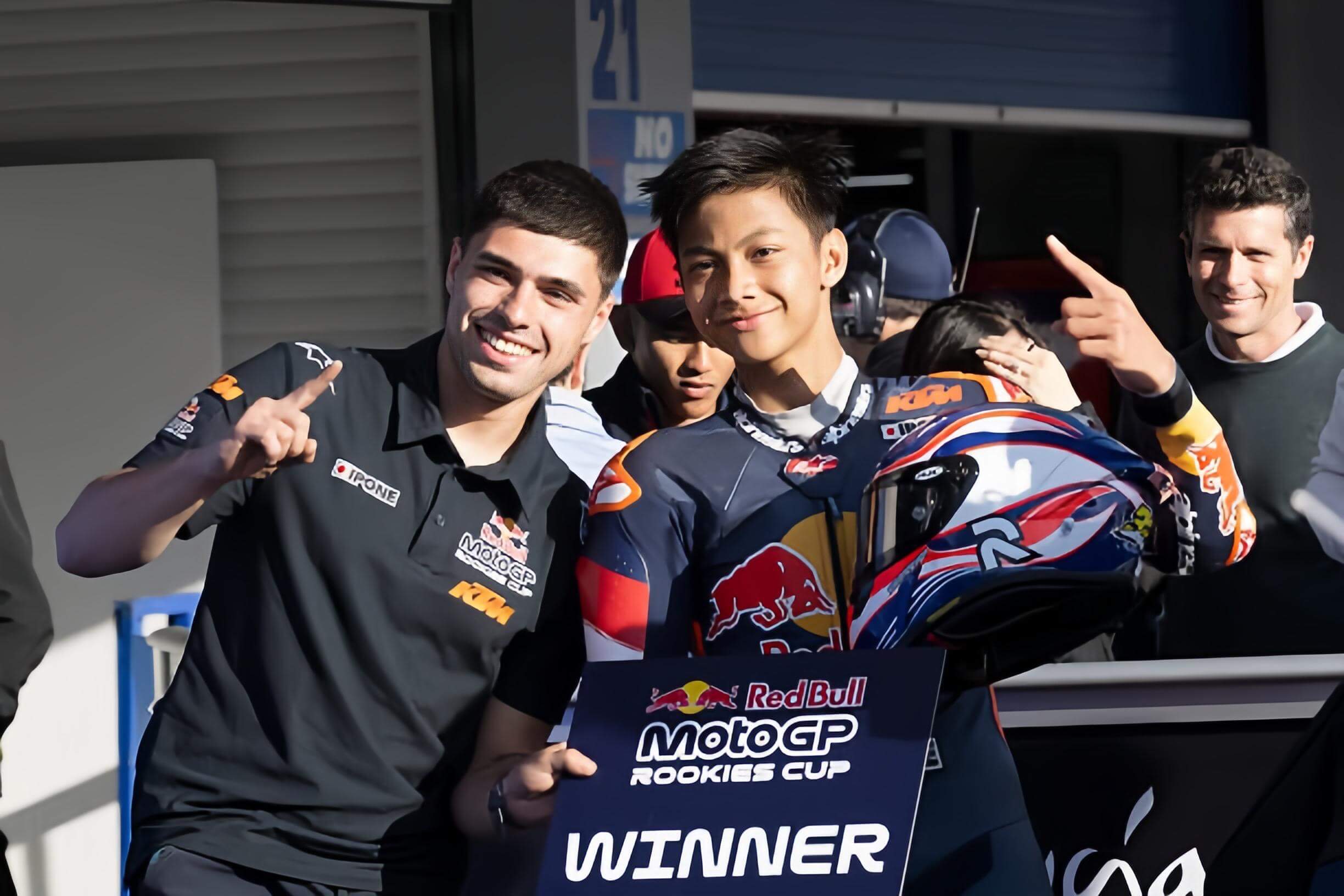 Aksi Comeback Gila Kiandra Ramadhipa di Jerez, Start P17 Juarai Race 2 Red Bull Rookies Cup 2026 Spanyol