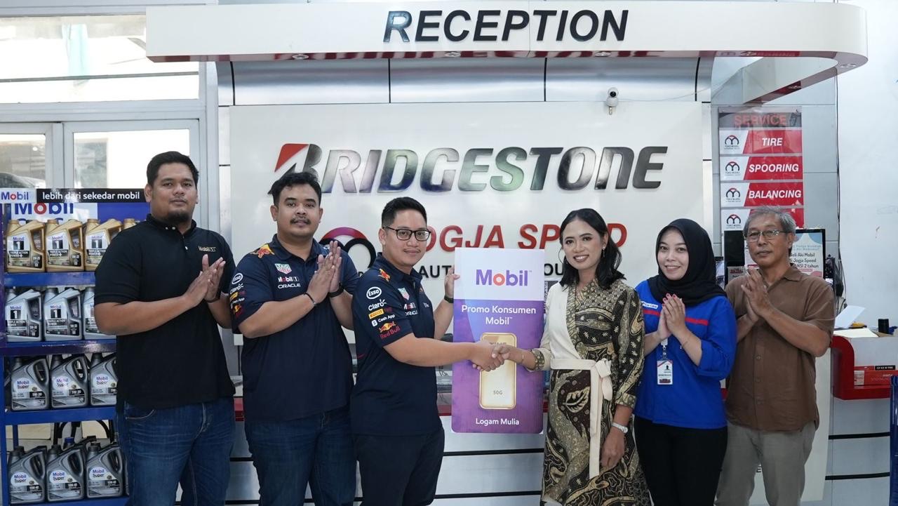 Cuma Modal Ganti Oli Mobil Bisa Jalan-Jalan dan Bawa Pulang Emas Gratis, Mau?