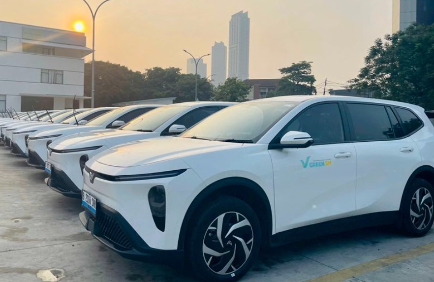 Bawa Keluarga Jadi Lebih Nyaman, Green SM Hadirkan Taksi Listrik 6-Seater di Indonesia