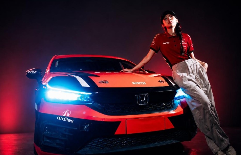 Honda Racing Indonesia Siap Gebrak MFoS 2026 di Mandalika, Rachel Cia Debut Balap Touring Pakai City Hatchback RS