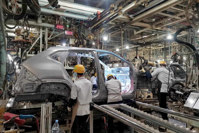 Dampak Isu Ekonomi: Prediksi Kenaikan Harga Mobil Baru di Semester II 2026: Dampak Kurs Rp17.000