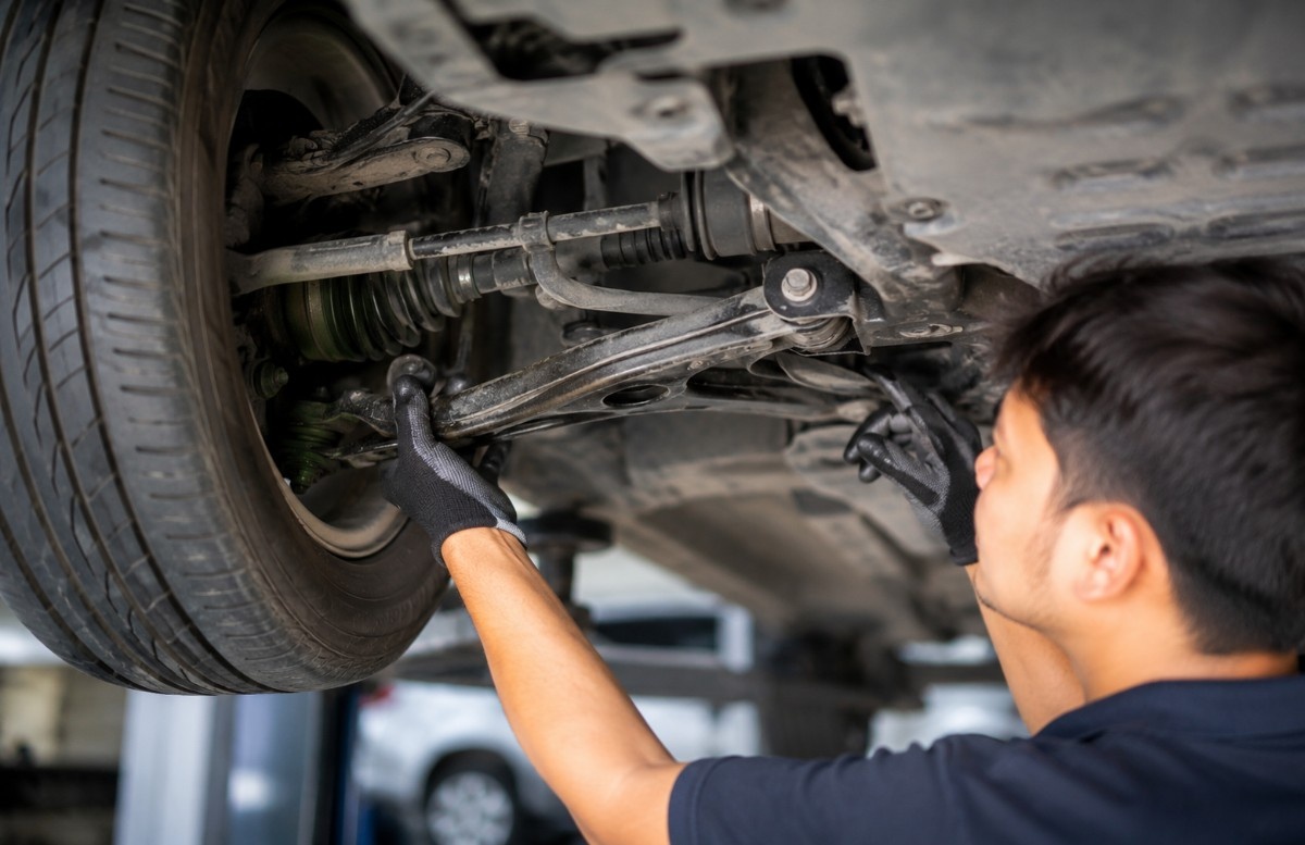 Sehabis Diajak Liburan Jauh, Jangan Lupa Cek Kaki-kaki Mobil! Ini Komponen yang Rentan Bermasalah