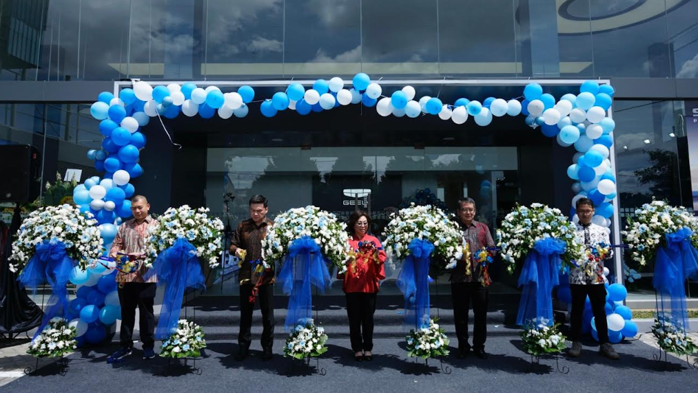 Geely Ambara Puri Indah Resmi Beroperasi, Targetkan 40 Dealer Hingga Akhir Tahun!