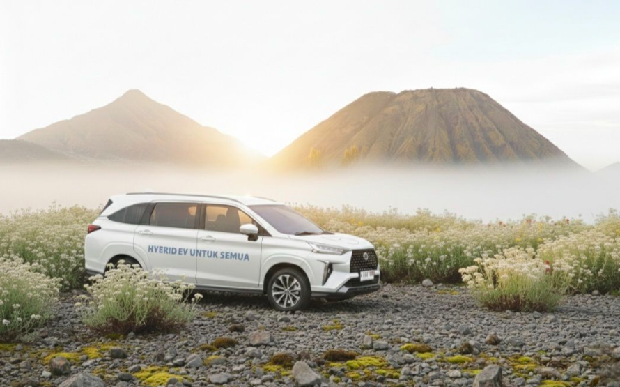 Toyota Lanjutkan Ekspedisi Veloz Hybrid EV ke Sumatera, Sapa Komunitas Velozity