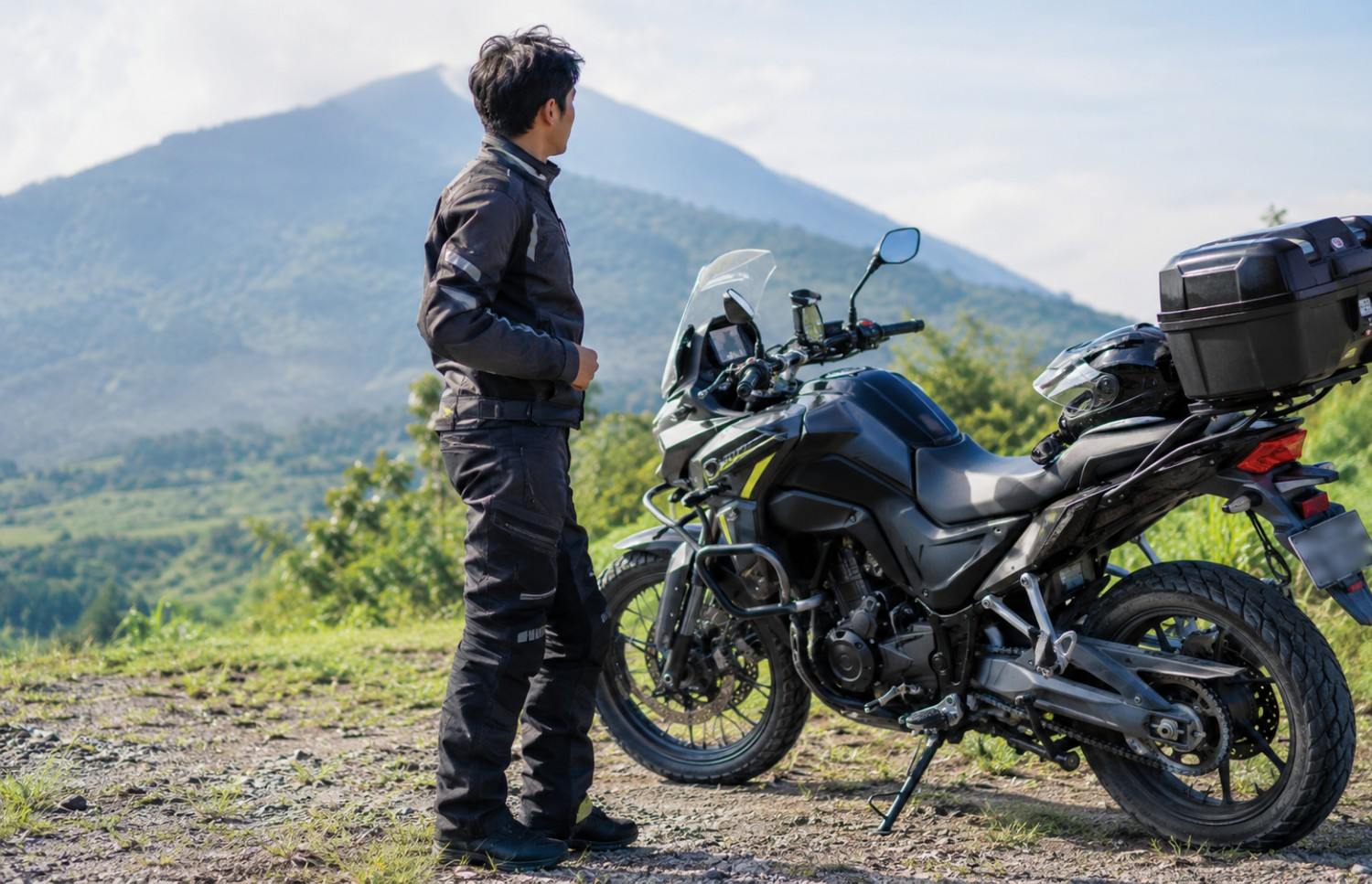 Jangan Tergoda Harga Murah! Ini Cara Pilih Celana Touring yang Nyaman dan Aman, Biker Pemula Wajib Tau