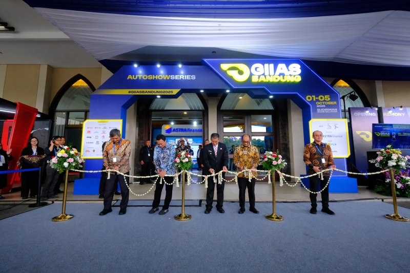 Resmi Dibuka, Intip Deretan Kendaraan yang Ikutan GIIAS Bandung 2025