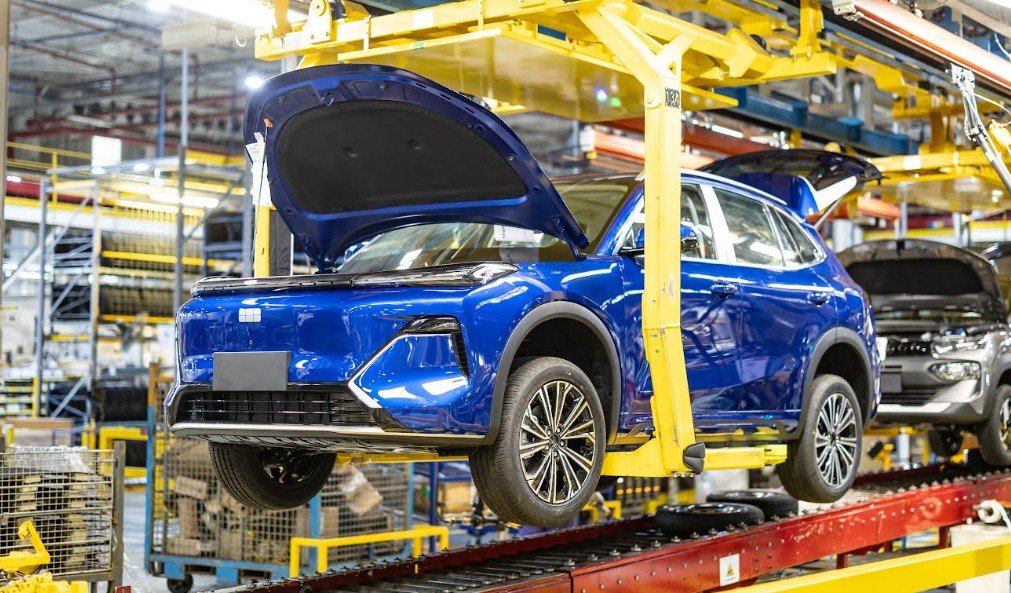 Geely EX5 EM-i Super Hybrid Resmi Diproduksi di Brasil, Jadi Model Lokal Pertama di Negeri Samba