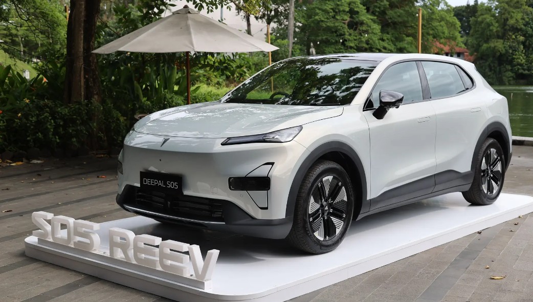 Beda dari Hybrid Biasa, Begini Cara Kerja Teknologi REEV di Changan Deepal S05