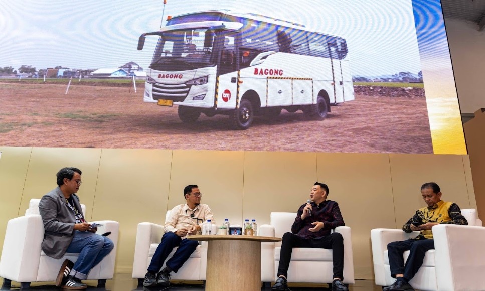 Mitsubishi Fuso Hadirkan Canter Extra Long Bus di GIIAS 2026, Siap Bikin Bisnis Travel Makin Cuan!