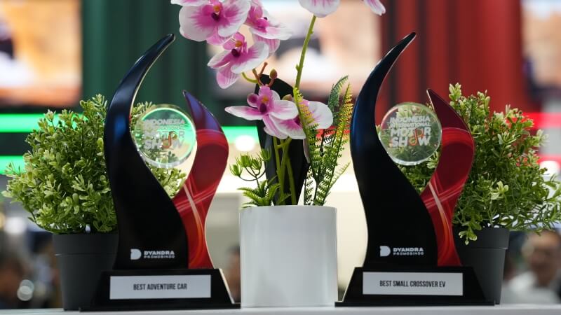 Jeep Wrangler Rubicon dan Citroen e-C3 Raih Penghargaan di IIMS 2026