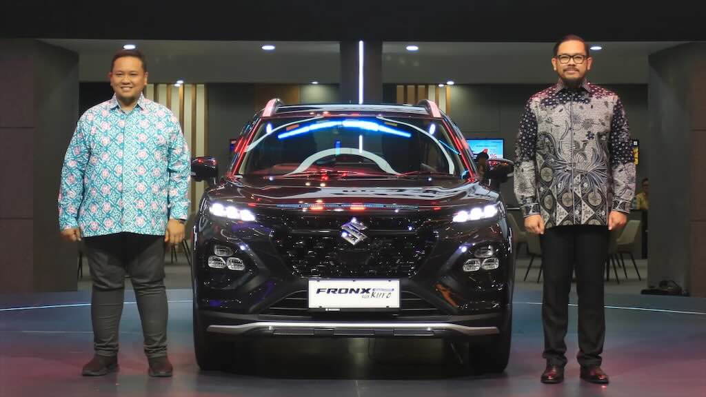Suzuki Fronx SGX Hybrid Kuro Resmi Meluncur di GIIAS 2026, Kini Dibekali Fitur Keamanan Lebih Lengkap