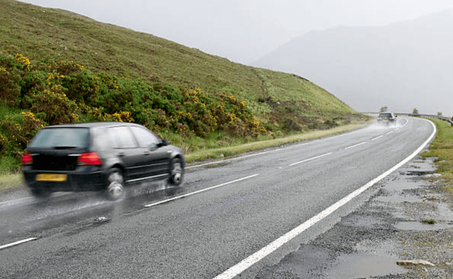 Musim Hujan Tiba, Ini 7 Komponen Mobil yang Wajib Dicek Agar Tetap Aman