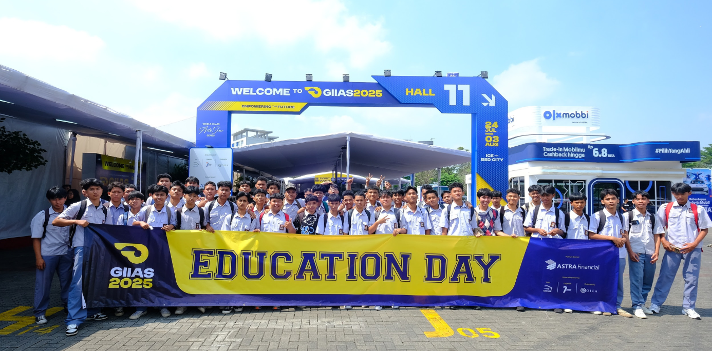 Ratusan Pelajar Belajar Langsung Industri Otomotif Lewat GIIAS Education Day 2025