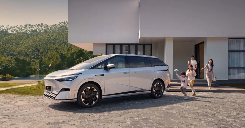 Gandeng Erajaya, Xpeng Resmi Produksi Mobil Listrik di Indonesia