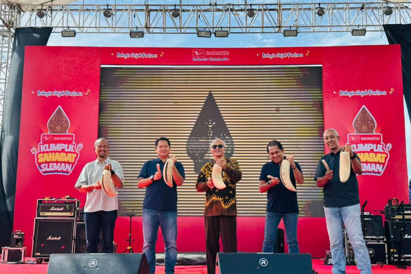 Bahagia Sejak Pertama: Daihatsu Kumpul Sahabat 2025 Guncang Stadion Maguwoharjo Sleman