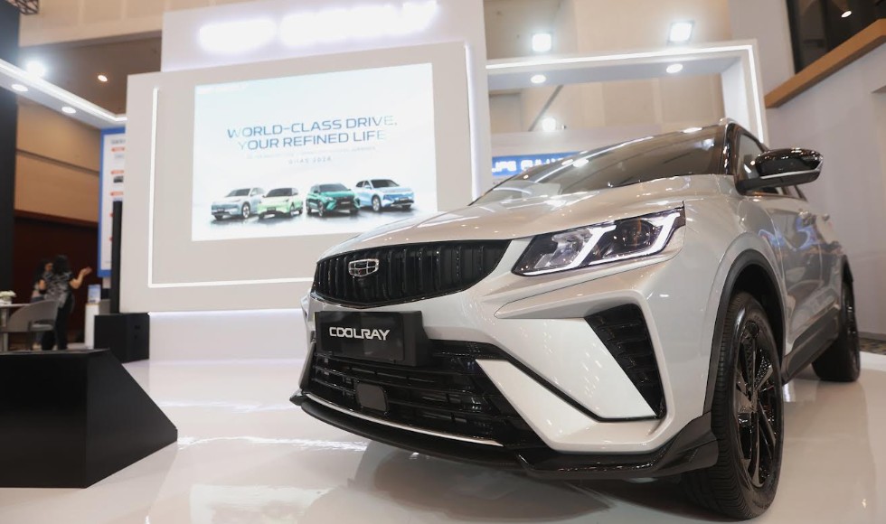 Geely Coolray Resmi Meluncur di GIIAS Surabaya 2026, Harga Mulai Rp341 Juta