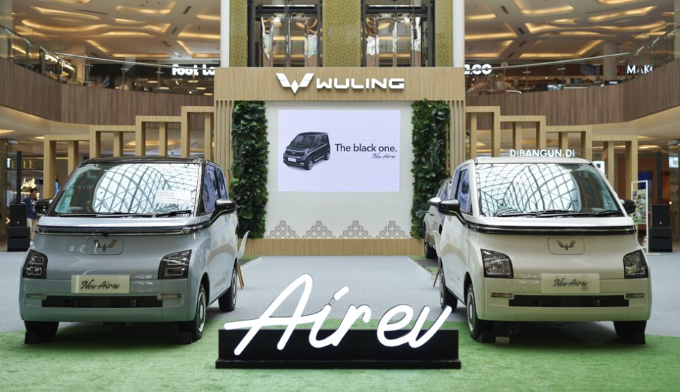 Perkuat Posisi Sebagai Pelopor Mobil Listrik Indonesia, Wuling Sabet 2 Penghargaan Bergengsi di Ajang SBA 2025