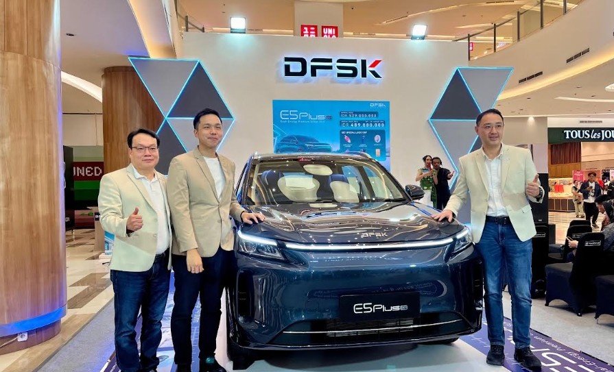 Lanjutkan Ekspansi, DFSK Perkenalkan E5 Plus di Palembang