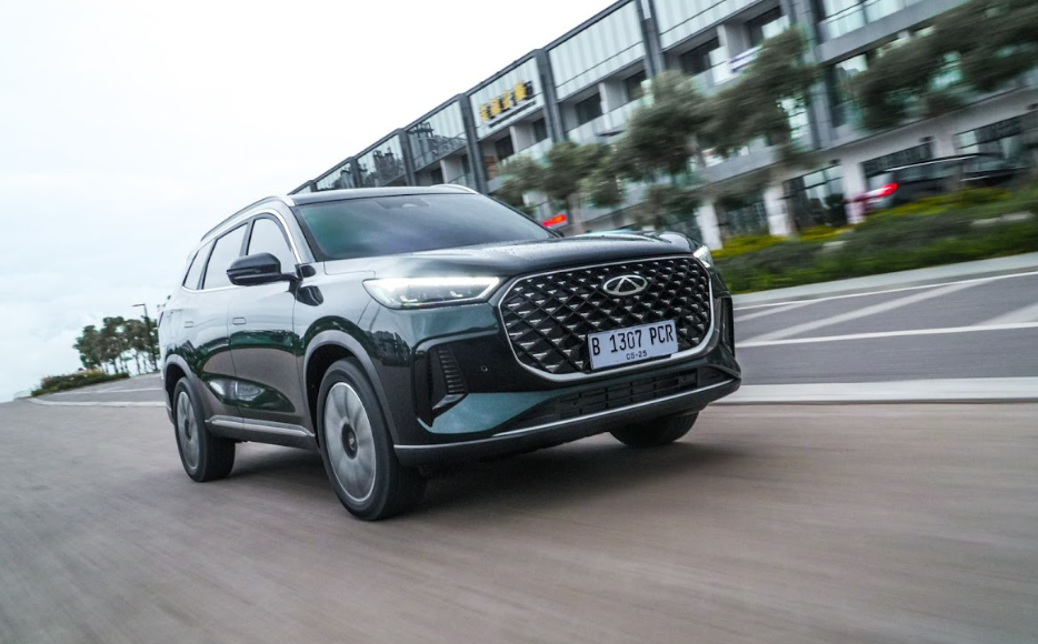 Chery Tiggo 8 CSH: SUV Premium dengan Segudang Teknologi dan Fitur Modern