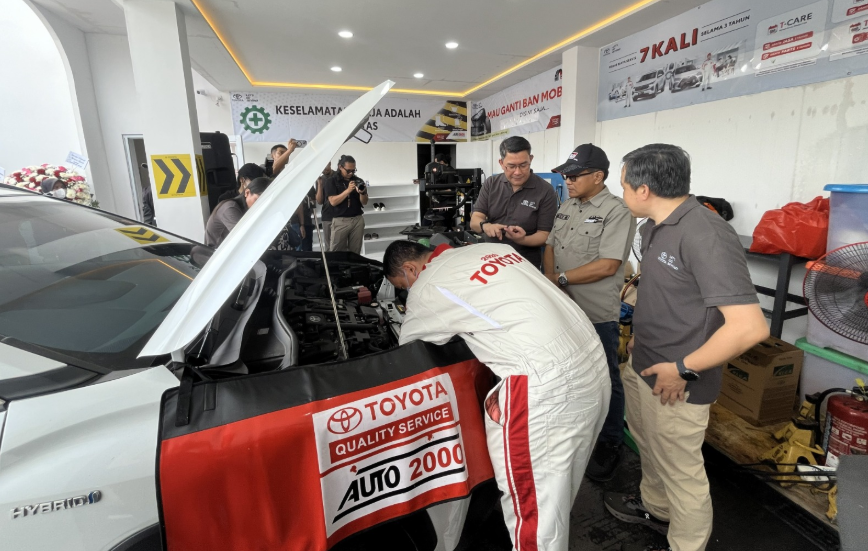 Liburan Nataru Tanpa Worry! Yuk Mampir di Posko Siaga Auto2000, Ada Kursi Pijat & Mekanik Khusus EV