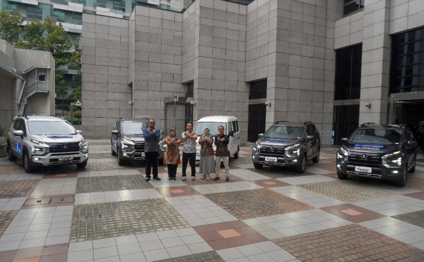 Langkah Nyata MMKSI Dukung Pendidikan Vokasi: Sumbang 10 Unit Kendaraan Mitsubishi Motors ke SMK