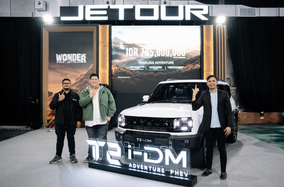 SUV Hybrid JETOUR T2 i-DM Diklaim Bisa Tempuh 1.200 Km, Segini Banderolnya di Makassar